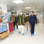 देर रात दून मेडिकल कॉलेज चिकित्सालय पहुंचे मुख्यमंत्री, व्यवस्थाओं का लिया जायजा,मरीजों और तीमारदारो से सीधे संवाद कर जाना हाल-चाल, व्यवस्थाएं दुरुस्त करने हेतु दिए निर्देश