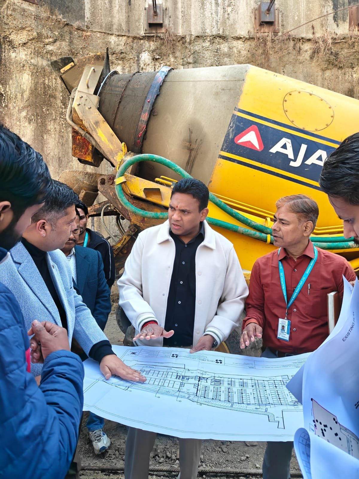 देहरादून के इंफ्रास्ट्रक्चर को नई रफ्तार, मुख्यमंत्री पुष्कर सिंह धामी के दिशा-निर्देशों पर तेज़ी से बढ़ रहे विकास कार्य,आवास सचिव डॉ. आर. राजेश कुमार का एमडीडीए की तीन महत्वपूर्ण परियोजनाओं का स्थलीय निरीक्षण