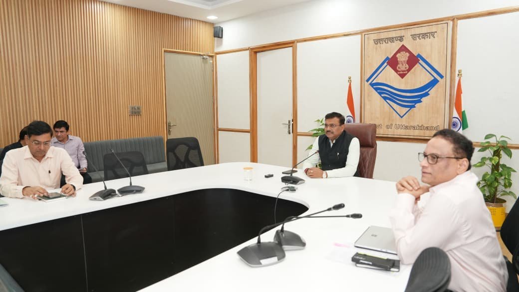 राज्य के हर स्कूल में बजेगी वॉटर बेल,ग्रीष्म ऋतु की समीक्षा बैठक में मुख्य सचिव ने दिए निर्देश