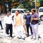 मसूरी रोड पर बन रहा नया पुल: मुख्यमंत्री ने अधिकारियों को दिया 3 महीने के भीतर काम पूरा करने का लक्ष्य