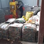 केदारनाथ में एक सप्ताह में जमा किया एक हजार किलो प्लास्टिक वेस्ट,ग्रीन चारधाम यात्रा के लिए मुख्यमंत्री पुष्कर सिंह धामी की पहल रंग लाई एकत्रित कचरे को 15 श्रेणियों में बांटा गया, एकत्रित्र कचरे से होगी नगर पंचायत की कमाई