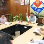 मुख्य सचिव ने ली वन स्टेट वन ग्लोबल डेस्टिनेशन को लेकर बैठक,टिहरी क्षेत्र को ग्लोबल डेस्टिनेशन के रूप में किया जाए विकसित: मुख्य सचिव