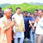 अपने पैतृक गांव पंचूर पहुंचे सीएम योगी आदित्यनाथ, प्राण प्रतिष्ठा समारोह में होंगे शामिल