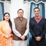 मुख्यमंत्री पुष्कर सिंह धामी से प्रसिद्ध फिल्म अभिनेता अक्षय कुमार ने की शिष्टाचार भेंट,उत्तराखण्ड की फिल्म नीति और प्रदेश में फिल्म निर्माण की संभावनाओं पर हुई चर्चा